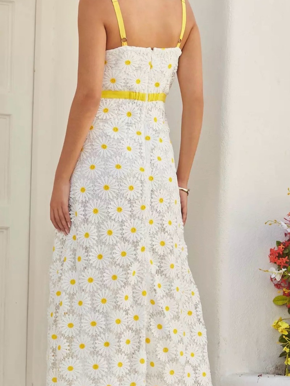 NWOT, Boston Proper, Size 8, Daisy Lace Maxi Dress in White & Yellow - Picture 3 of 16